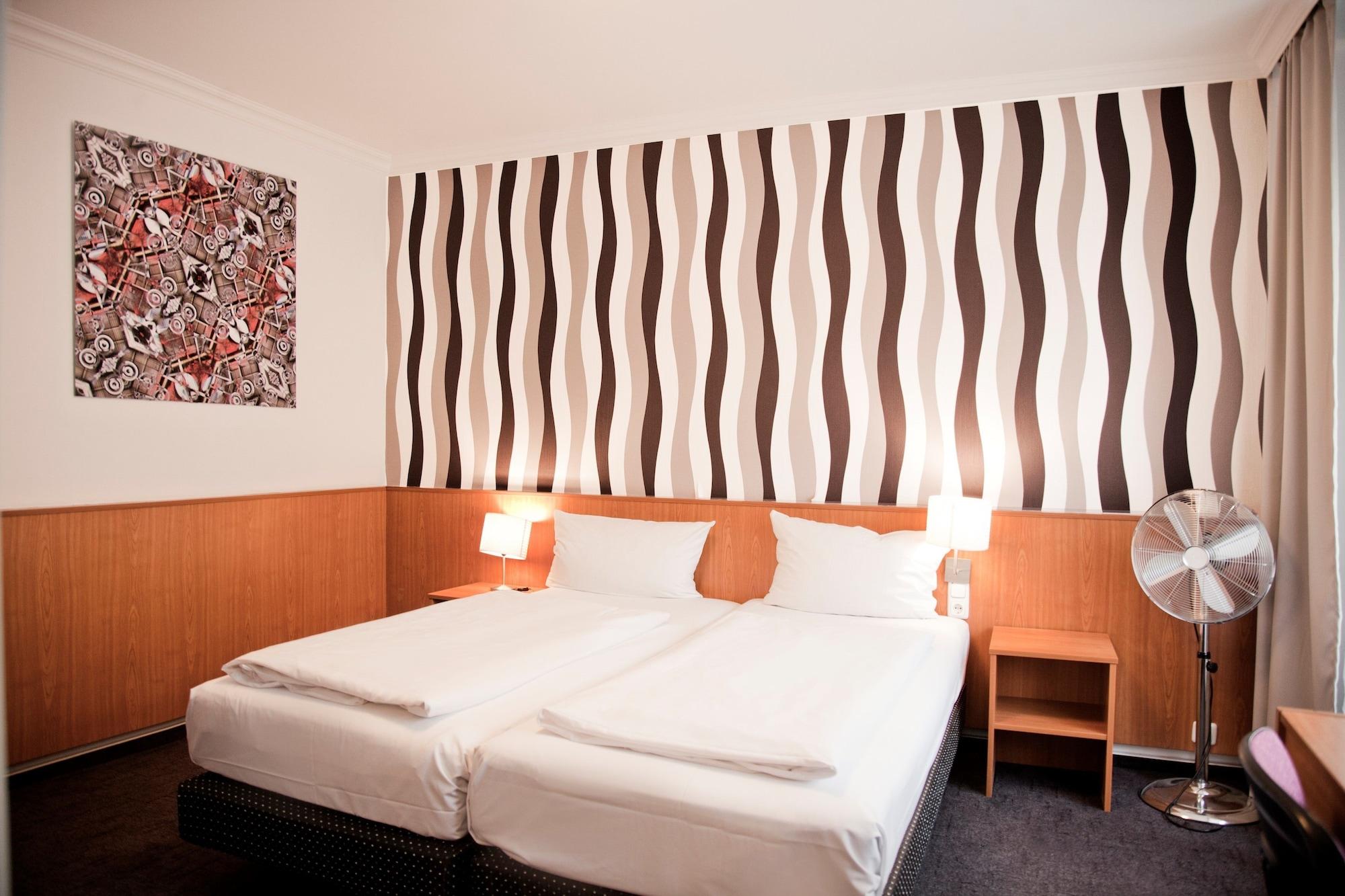 Les Nations Berlin